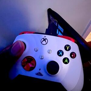 White  Xbox One S 1td W/ Working Pdp Red And Black Controller